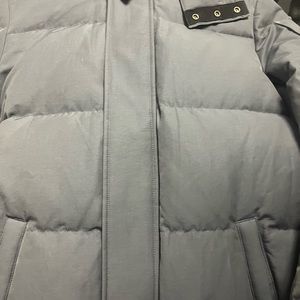 Medium size Moose Knuckle coat